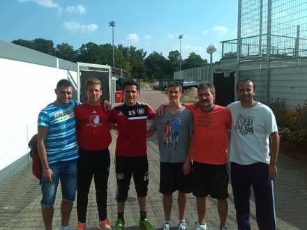 Leverkusen: GKIG goalie met Palop