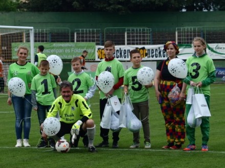 Király mezben védett Hegedüs a Haladás stadionban